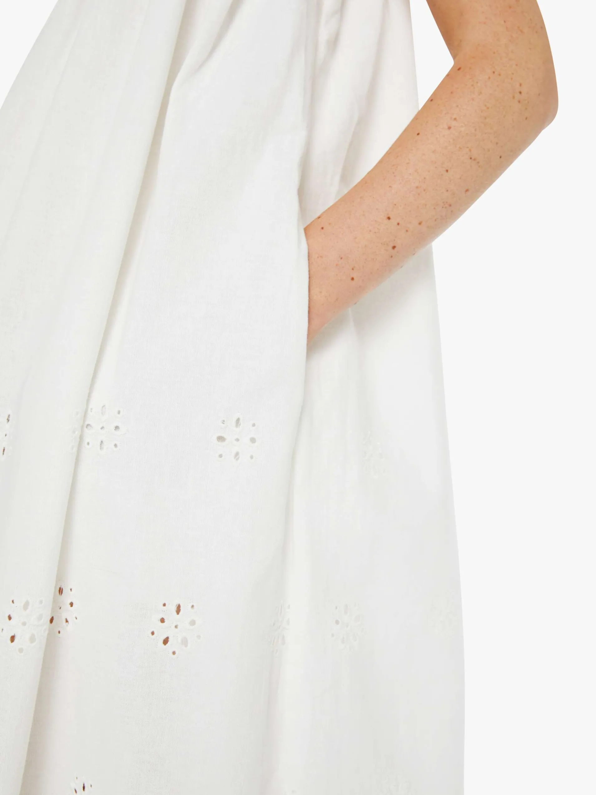 The Lullaby Maxi