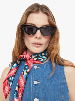 The Scarf It Down